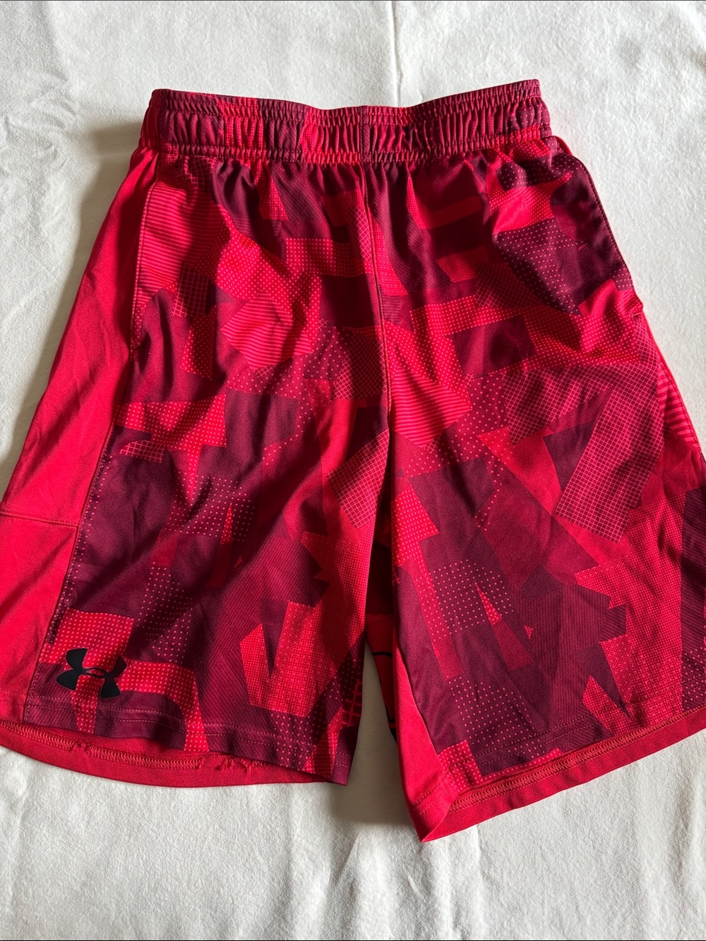 Boys Under Armour Red Graphic Athletic Shorts